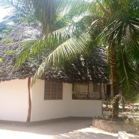 Mpole Bungalows Michamvi Kae Exterior photo